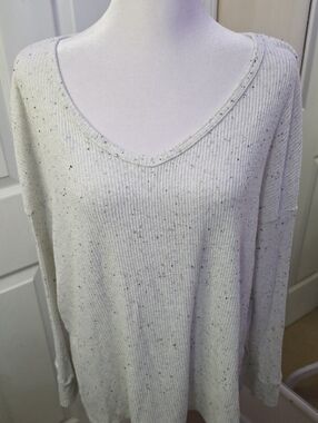 American Eagle Outfitters Cream Speckled Ribbed Knit Top Size M
